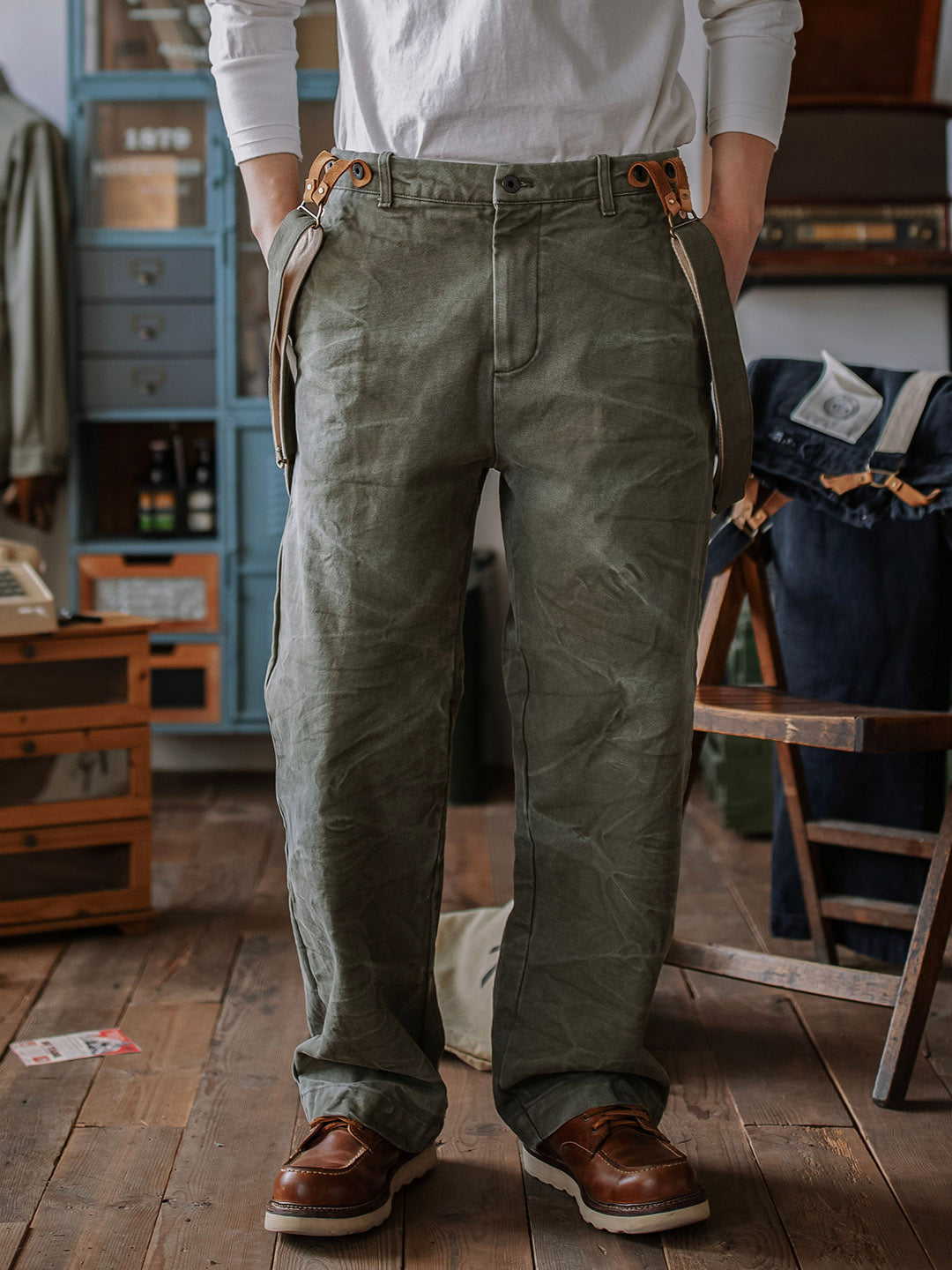 Pantalones de lona pesada de 15 oz con tirantes