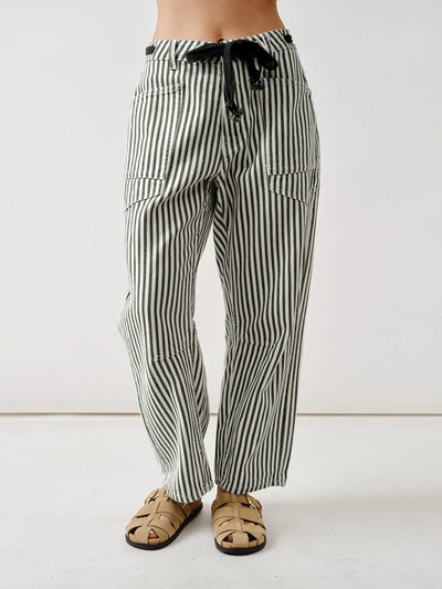 Pantalones de barril de corte relajado con rayas de ferrocarril