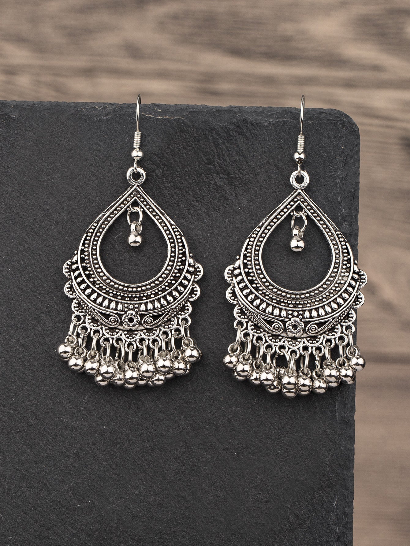 Pendientes Jhumka de aleación de estilo étnico